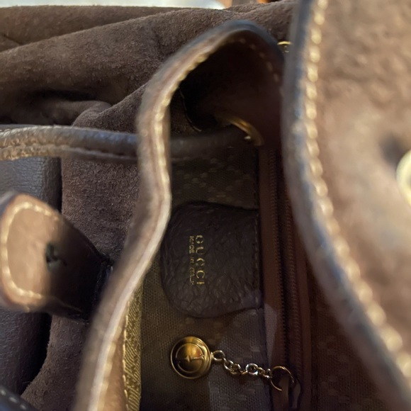 Cute Gucci backpack in brown leather and suede, with bamboo accents - Picture 7 of 16